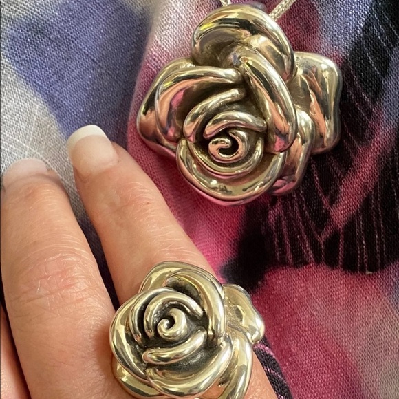 Rose dimensional sterling set - Picture 3 of 7